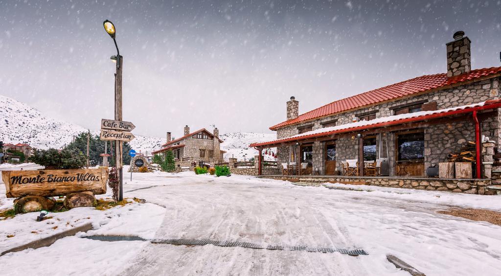 Monte Bianco Villas Arachova Eksteriør billede